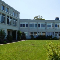 Das Haus Bethabara Bielefeld von Bethel.regional richtet sich an Menschen mit Epilepsie und Erwachsene mit geistigen Behinderungen.