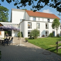 Garten des Haus am Lohbach in Dortmund von Bethel.regional zur Unterstützung von Menschen mit schweren Behinderungen.