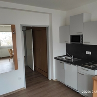 Küchenzeile in einem Wohnraum