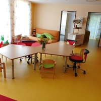 Innenraum der Wohngruppe für Begleitete Elternschaft in Bielefeld von Bethel.regional zur Unterstützung von Eltern mit Beeinträchtigungen und psychischen Erkrankungen.