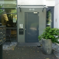 Eingang des Haus Neustraße in Gevelsberg von Bethel.regional, wo Menschen mit psychischen Erkrankungen und seelischen Behinderungen betreut werden.